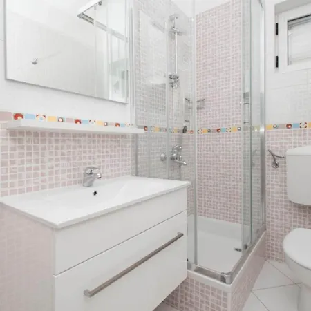 Apartment Antonio - With Balcony 2 1 - 5 *